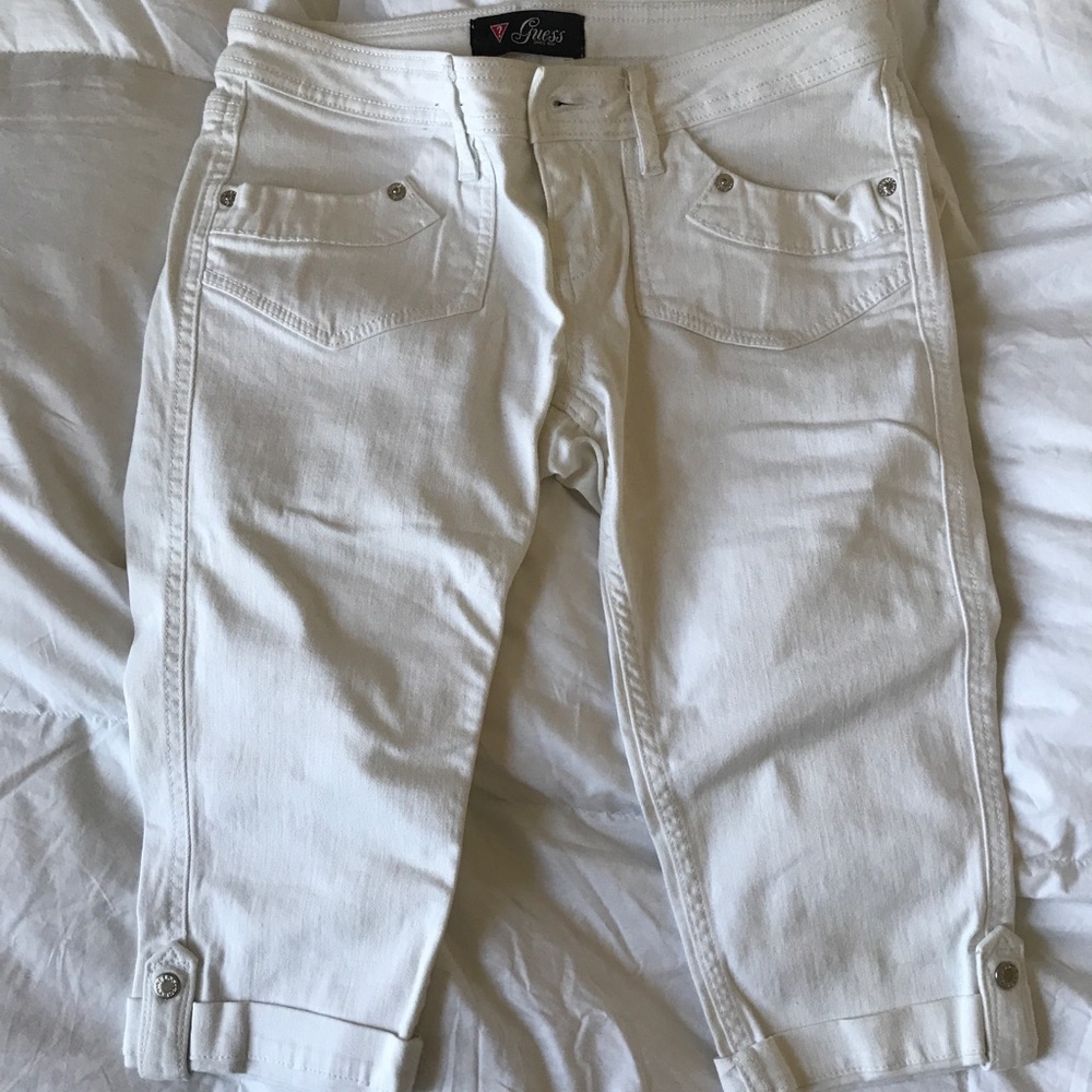 Guess white denim capri